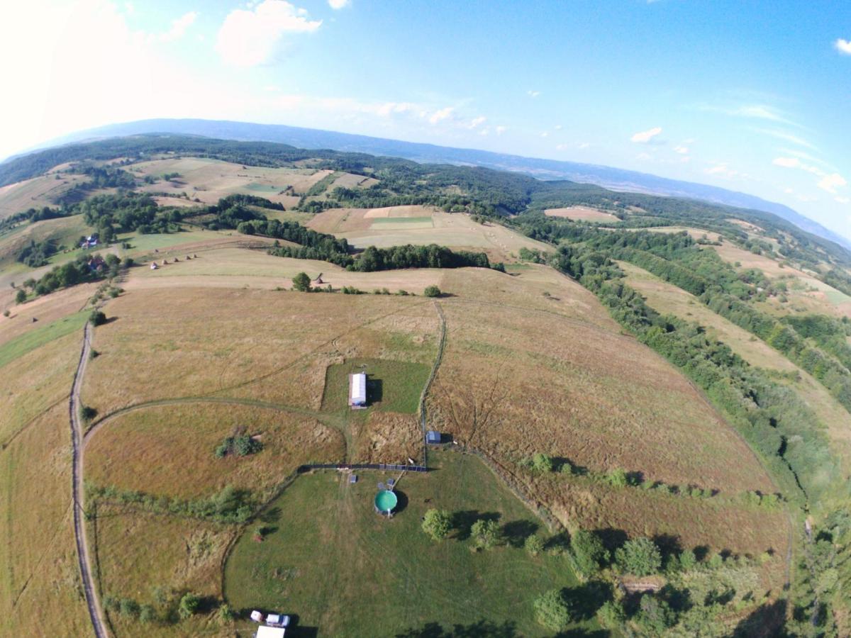 ואדו קרישולוי Mountaintop Panoramaview Casa In Bihor Apuseni מראה חיצוני תמונה